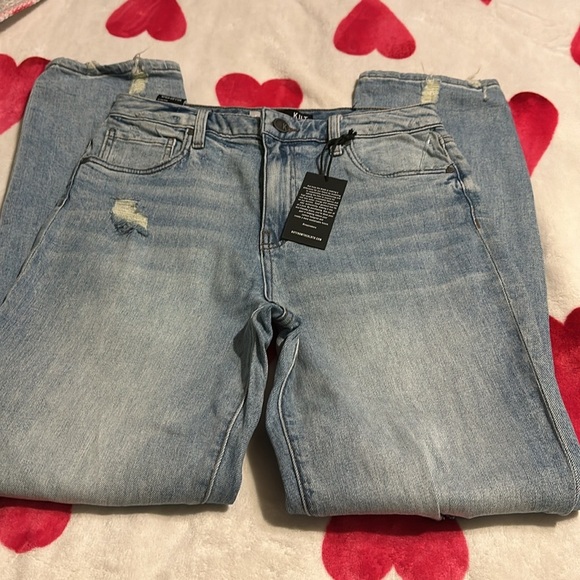 NWT KUT from the Kloth | Christine High Rise Straight Leg - Picture 5 of 14